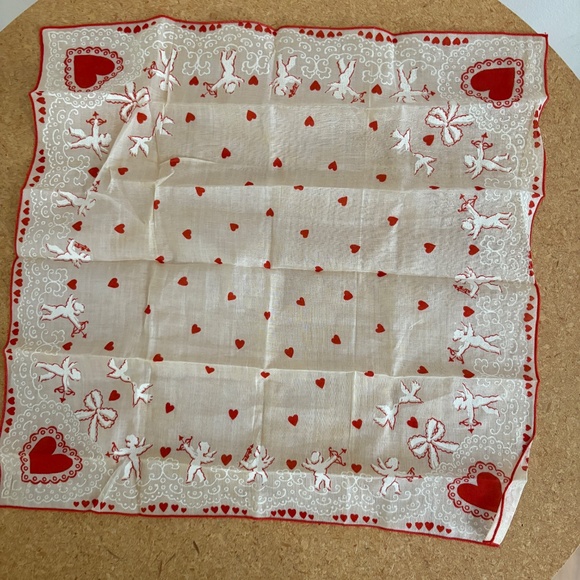 LOT of 12 Vintage Hankerchiefs - Picture 9 of 14